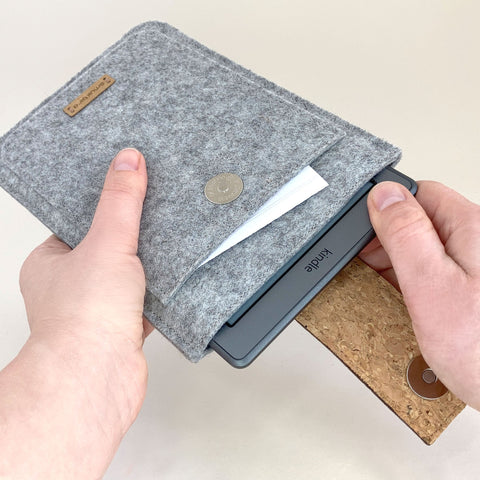 Kotelo PocketBook InkPad X:lle | magneettisuljenta ja ylimääräinen tasku | vaaleanharmaa - Shapes | malli "HAKA"