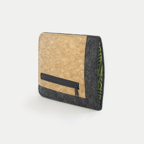 Puhelinkotelo korttitaskulla Xiaomi POCO M6 Pro:lle | antrasiitti - raidat | malli "ZIP"