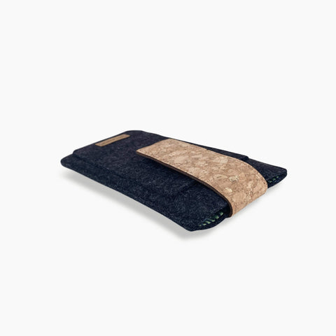 Puhelinkotelo Fairphone 4:lle | magneettisulkimella ja erillisellä taskulla | antrasiitti - Raidat | malli HAKA
