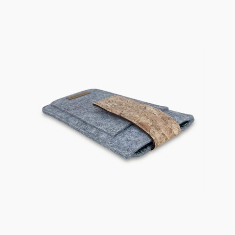 Puhelinkotelo Google Pixel Foldille | magneettisulkimella ja lisätaskulla | vaaleanharmaa - Raidat | Malli HAKA