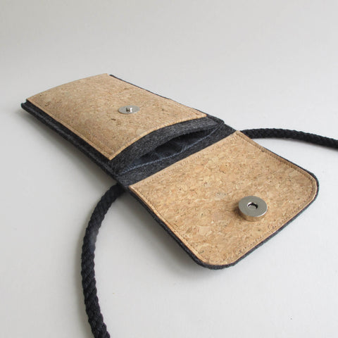 Olkalaukku Shift Phone 8:lle | valmistettu huovasta ja luomupuuvillasta | antrasiitti - raidat | Malli KEDJA