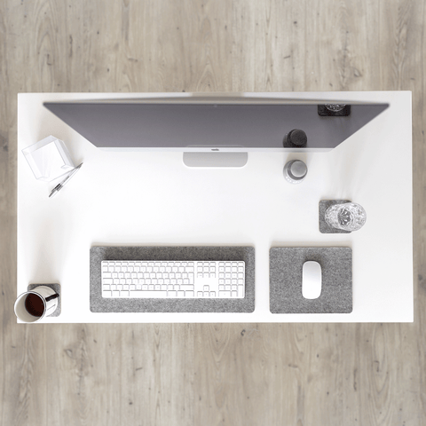 Huovasta ja korkista valmistettu hiirimatto | 20x25 cm | vaalean harmaa