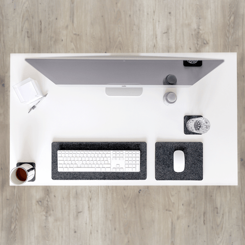 Huovasta ja korkista valmistettu hiirimatto | 20x25 cm | antrasiitti