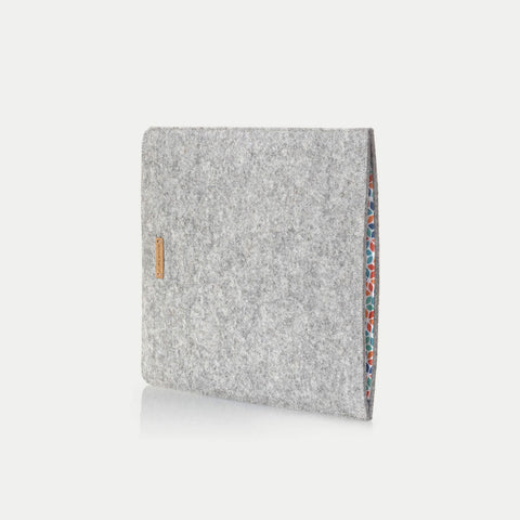 Kotelo Surface Pro 9:lle | valmistettu huovasta ja luomupuuvillasta | vaaleanharmaa - värikäs | Malli "LET"