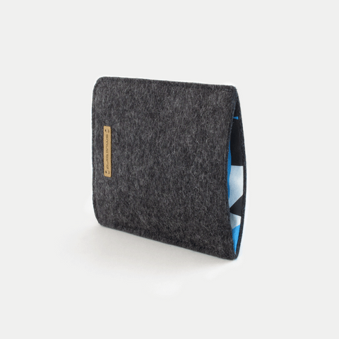 Puhelinkotelo Fairphone 6:lle | huovasta ja luomupuuvillasta | antrasiitti - shapes | malli "LET"