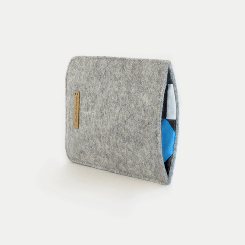 Puhelinkotelo Fairphone 6:lle | huovasta ja luomupuuvillasta | vaaleanharmaa - shapes | Malli "LET"