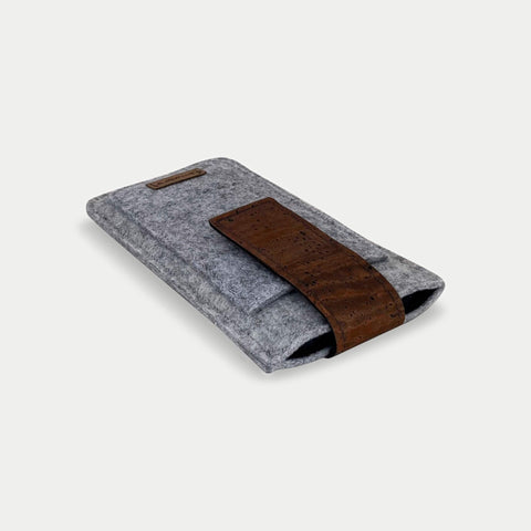 Kätevä vyölaukku Samsung Galaxy Z Fold5:lle | magneettisulkimella ja korttitaskulla | vaaleanharmaa | malli CLIP
