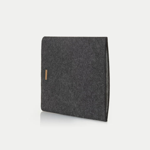 Suojakuori Microsoft Surface Go 3:lle | valmistettu huovasta ja luomupuuvillasta | antrasiitti - raidat | Malli "LET"