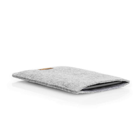 Kotelo PocketBook Colorille | valmistettu huovasta ja luomupuuvillasta | vaaleanharmaa - raidat | Malli "LET"