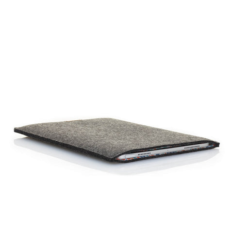 Kotelo iPad Prolle 12,9" - 5. sukupolvi | valmistettu huovasta ja luomupuuvillasta | antrasiitti - värikäs | Malli "LET"
