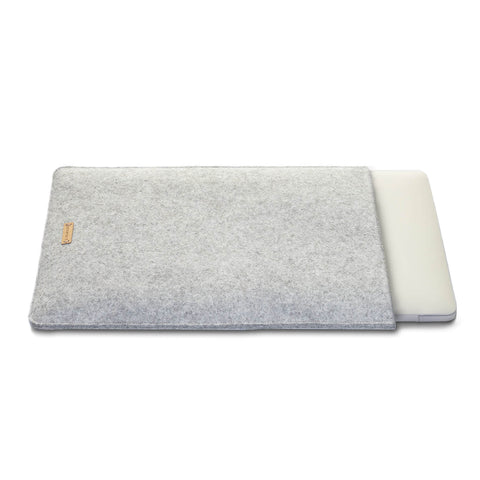 Kotelo iPad Airille - 5. sukupolvi | valmistettu huovasta ja luomupuuvillasta | vaaleanharmaa - muodot | Malli "LET"