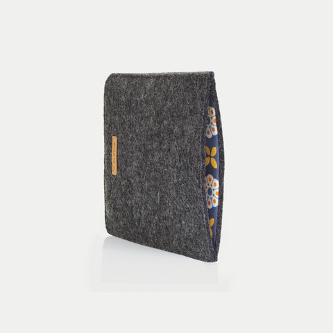 Kotelo Kindle Paperwhitelle 6,8 tuumaa | valmistettu huovasta ja luomupuuvillasta | antrasiitti - kukinta | Malli "LET"