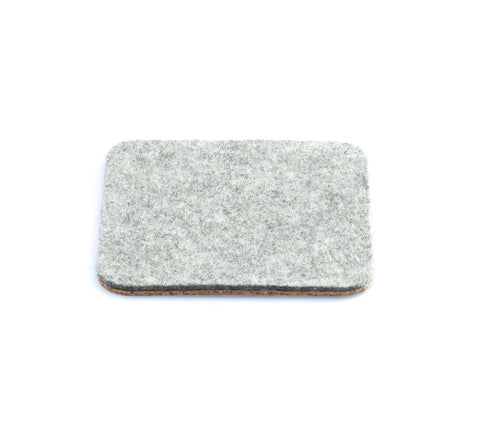 Huovasta ja korkista valmistetut lasialuset | Setti 2 | 10x10cm | vaalean harmaa